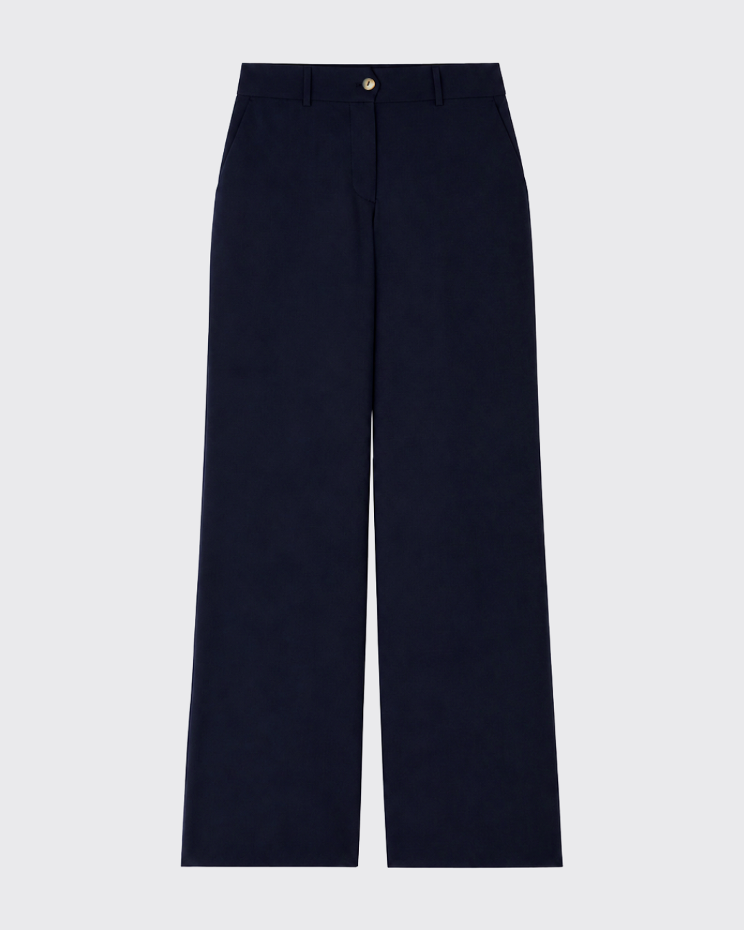 tailleur-bleu-marine-femme-elegante-gilet-pantalon-large-chemise-blanche