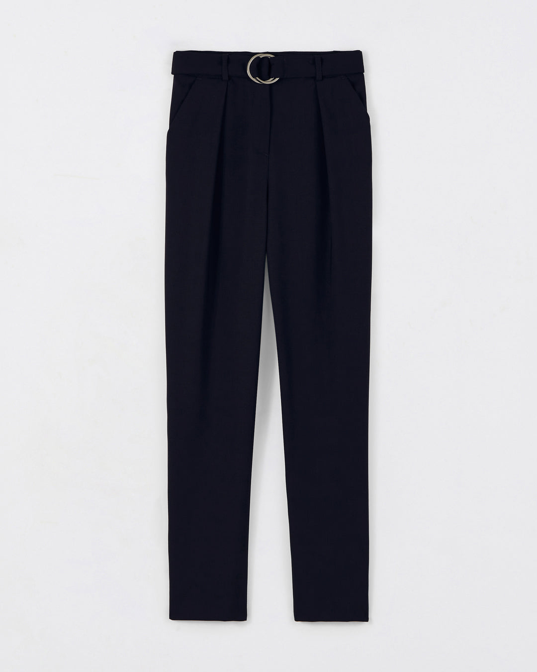 "Pantalon-tailleur-bleu-marine-7-8ème-taille-haute-Plis-sous-la-ceinture-Deux-poches-à-l’italienne-Ceinture-assortie-ton-sur-ton-Fermeture-zip-agrafe-devant-17H10-tailleurs-pour-femme-paris-"