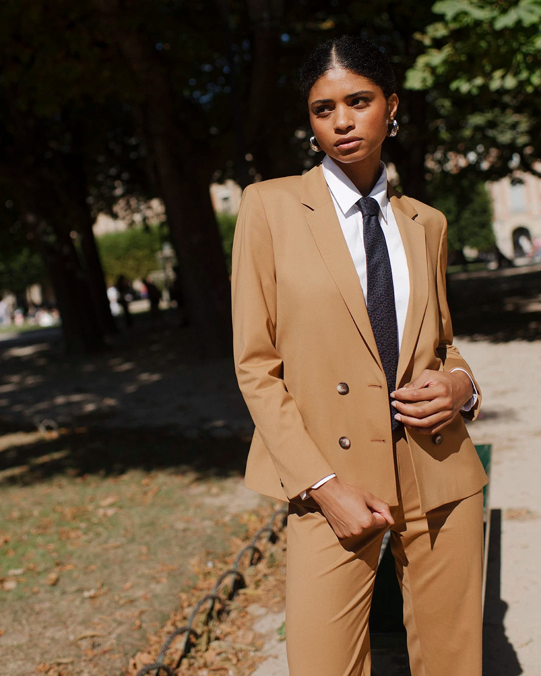 look-women's-camel-waist-crossover-jacket-straight-pants-office-
