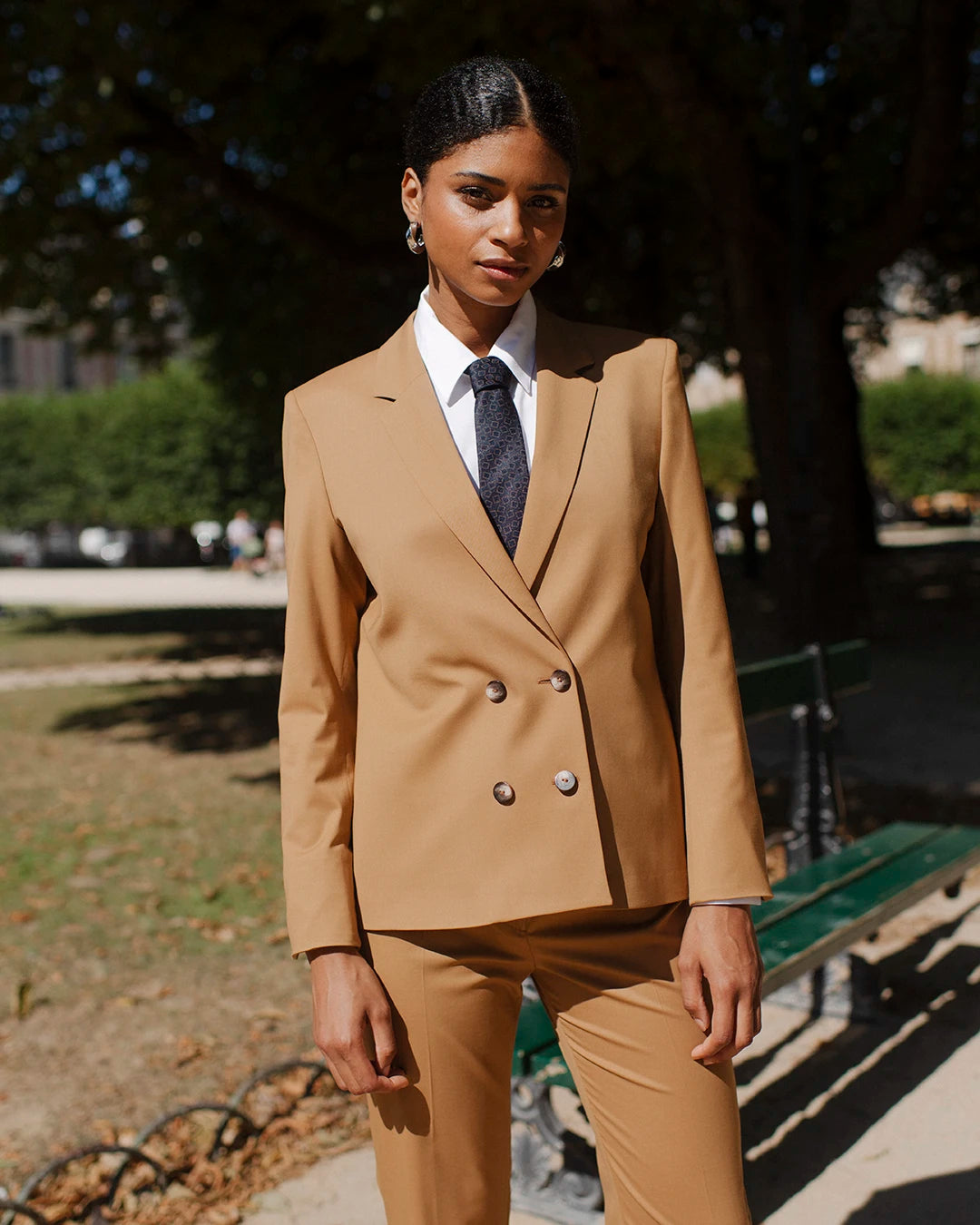 look-women's-camel-waist-crossover-jacket-straight-pants-office-