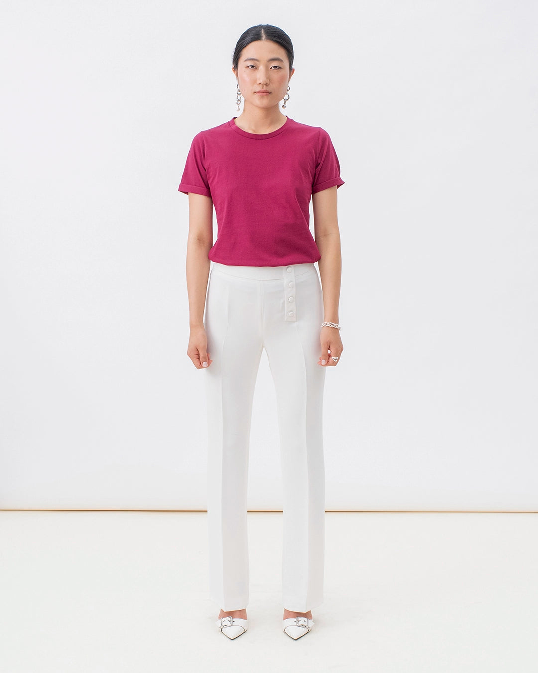 t-shirt-en-coton-col-rond-indispensable-made-in-europe-marque-française-17H10-paris-